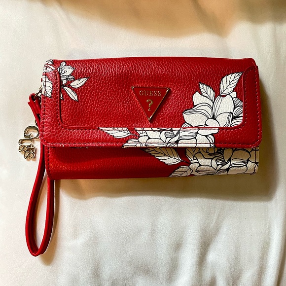 Red floral Guess wristlet - Picture 1 of 7